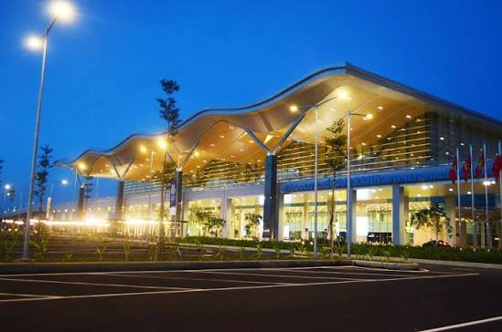 Sân Bay Cam Ranh